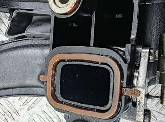 купить Коллектор впускной на BMW 5 E39 (1995-2003)