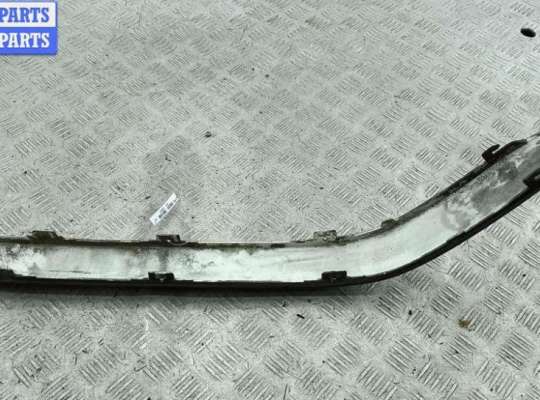 купить Молдинг бампера переднего на Mercedes C-Class W203 (2000-2006)