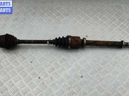 Полуось передняя правая RN1574373 на Dacia (Renault) Logan