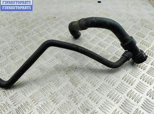 Патрубок радиатора AU1678509 на Audi A4 B5 (1994-2001)