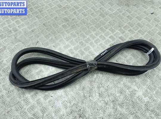 купить Уплотнитель крышки (двери) багажника на Peugeot 308 T7 (2007-2013)