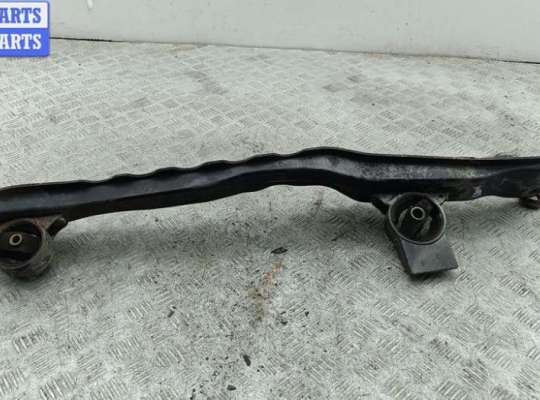 купить Балка подвески передняя (подмоторная) на Mitsubishi Carisma