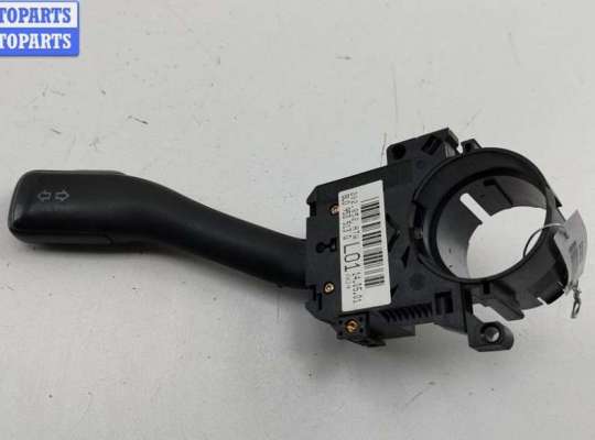 купить Переключатель поворотов на Volkswagen Passat B5+ (GP)