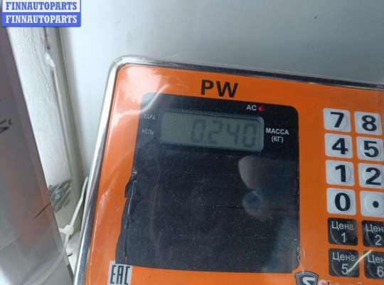 купить Решётка (заглушка) в бампер на Volkswagen Bora