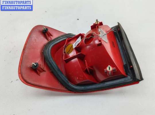 купить Фонарь задний правый на Audi 80 B4 (1991-1996)