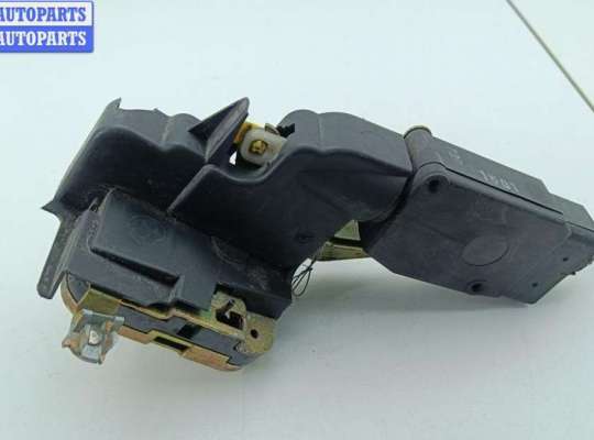 Замок боковой двери на Volvo S40 I | V40 (VS)