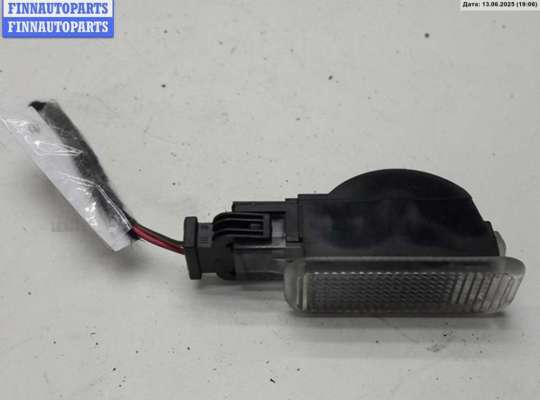 Фонарь салонный (плафон) VG2367941 на Volkswagen Passat B5+ (GP)