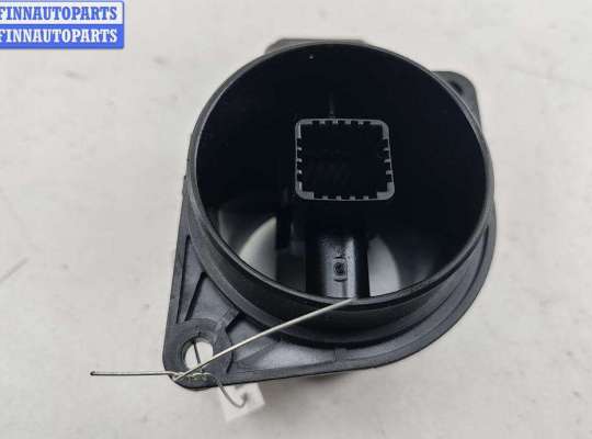 купить Расходомер (измеритель потока воздуха) на Volkswagen Golf-6