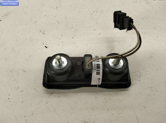 Кнопка открывания багажника SK384621 на Skoda Fabia mk1 (6Y)