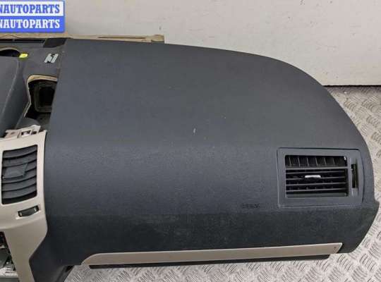 купить Панель приборная (торпедо) на Opel Zafira B (2004-2014)