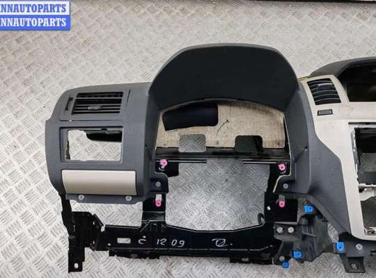 купить Панель приборная (торпедо) на Opel Zafira B (2004-2014)