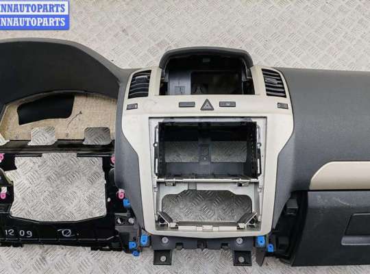 купить Панель приборная (торпедо) на Opel Zafira B (2004-2014)