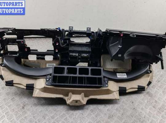 купить Панель приборная (торпедо) на Opel Zafira B (2004-2014)