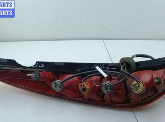 купить Фонарь задний правый на Ford Mondeo III (2000-2007)