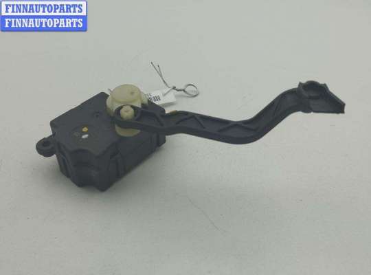 Моторчик заслонки отопителя OP2407333 на Opel Signum (2003-2008)