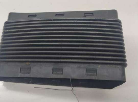 купить Воздуховод на Audi A4 B7 (2004-2008)