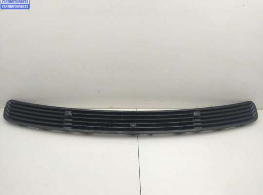 купить Решетка капота на Mercedes C-Class W203 (2000-2006)