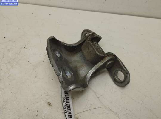 купить Петля двери передней правой на Nissan Note