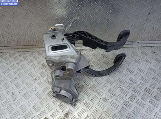 купить Узел педальный на Opel Vectra C (2002-2008)