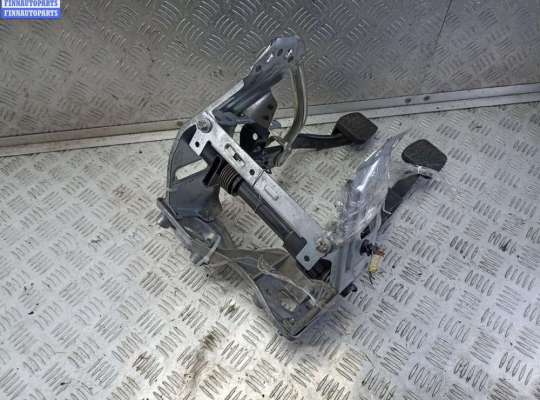 купить Узел педальный на Opel Vectra C (2002-2008)