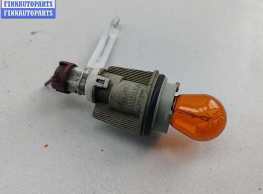 купить Патрон лампы указателя поворота на Audi A4 B5 (1994-2001)