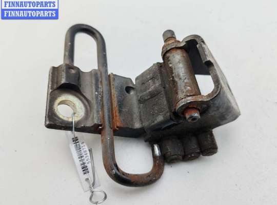 купить Петля двери передней левой на Volkswagen Passat B5