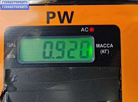 купить Петля двери передней левой на Volkswagen Passat B5