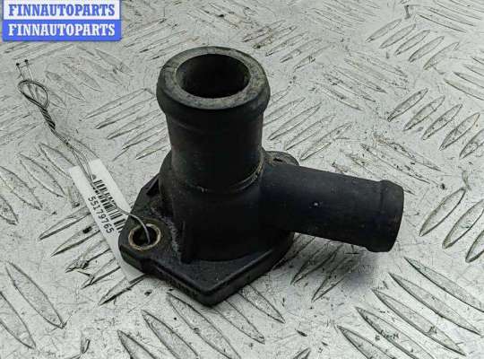 купить Фланец (тройник) системы охлаждения на Volkswagen Golf-3