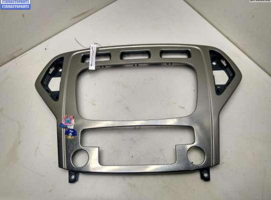 Рамка магнитолы FO1849565 на Ford Mondeo IV (2007-2014)