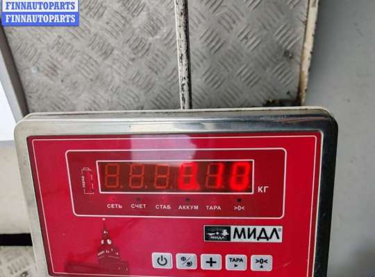 купить Молдинг двери передней правой на Volkswagen Passat B5+ (GP)