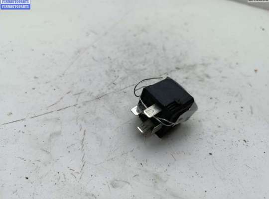 Реле (прочие) MB1489336 на Mercedes C-Class W203 (2000-2006)