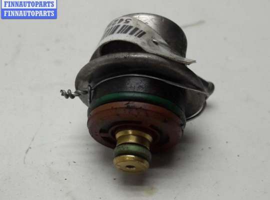 Регулятор давления топлива VG2401171 на Volkswagen Passat B5