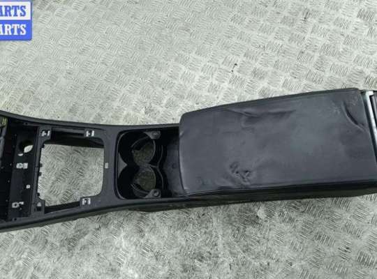 купить Подлокотник на Volkswagen Passat B6