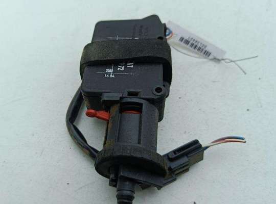 купить Активатор (привод) замка лючка бака на Mercedes Vito-1 W638 (1996-2003)