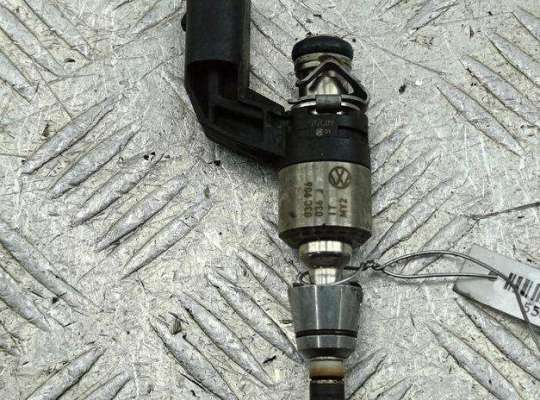 Форсунка топливная VG2756832 на Volkswagen Passat B6