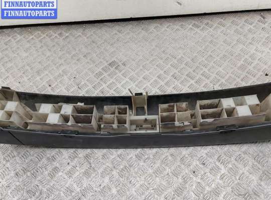 купить Бампер задний на Renault Laguna II (2001-2007)