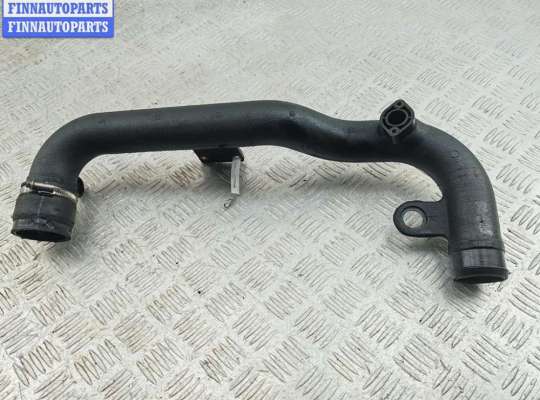 купить Патрубок интеркулера на Volkswagen Passat B5