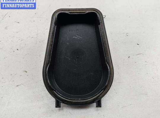 купить Крышка (заглушка) задняя фары правой на Volkswagen Touran