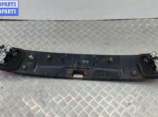 купить Бленда (накладка под номер) на Volvo S40 / V40 (1995-2004)