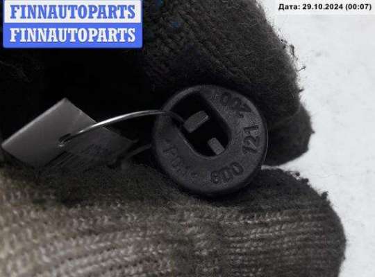 купить Кронштейн радиатора на Volkswagen Passat B5+ (GP)