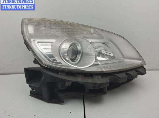 Фара правая RN1568530 на Renault Scenic II (2003-2009)