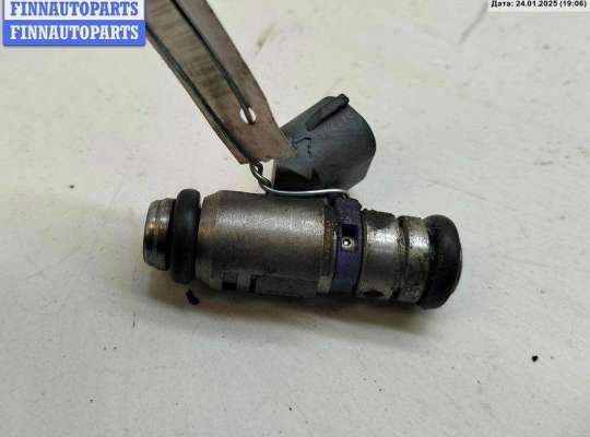 Форсунка топливная VG2228228 на Volkswagen Golf-4
