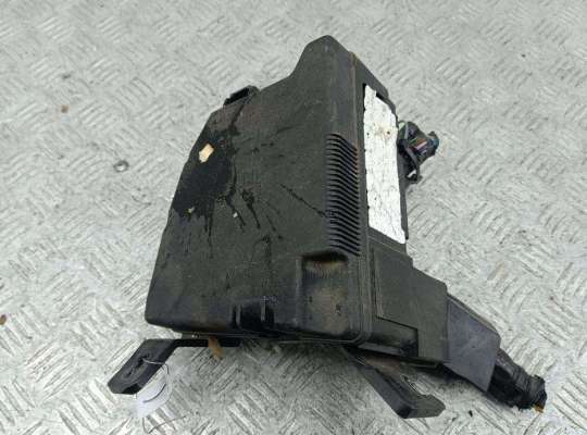 Блок предохранителей FO1546973 на Ford B-Max