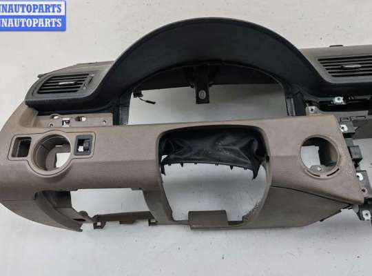 купить Панель приборная (торпедо) на Volkswagen Passat B6