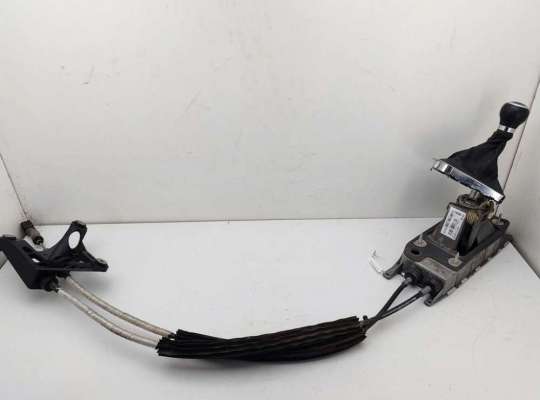 Купить Кулиса КПП на Volkswagen Passat B6 Кулиса КПП VG2815620 на Volkswagen Passat B6