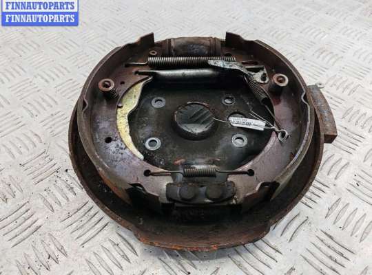 купить Щиток (диск) опорный тормозной задний правый на Renault Laguna I (1993-2000)