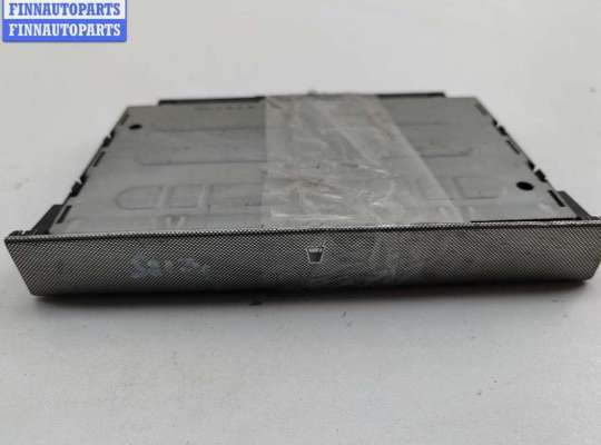 купить Подстаканник на Volkswagen Golf-4