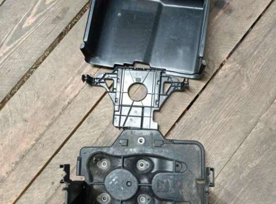 купить Кожух аккумулятора (короб АКБ) на Skoda Octavia mk1 (A4 1U) 1996-2010