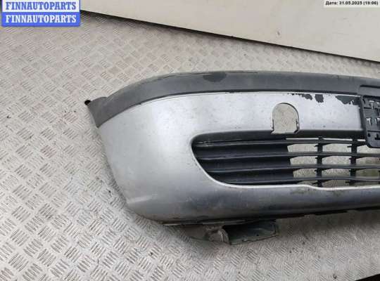 Бампер передний на Opel Zafira A