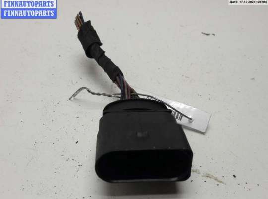Разъем (фишка) проводки VG1737839 на Volkswagen Passat B5+ (GP)